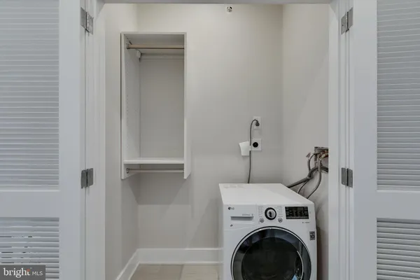 $1,275 | 1533 Ridge Avenue, Unit 401, Philadelphia, PA 19130