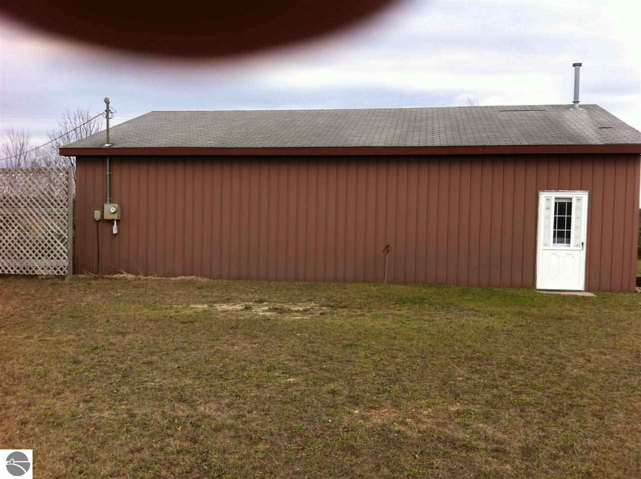 18235 Viaduct Road Copemish, MI 49625 - Photo 37 of 76 1778127-36.JPG