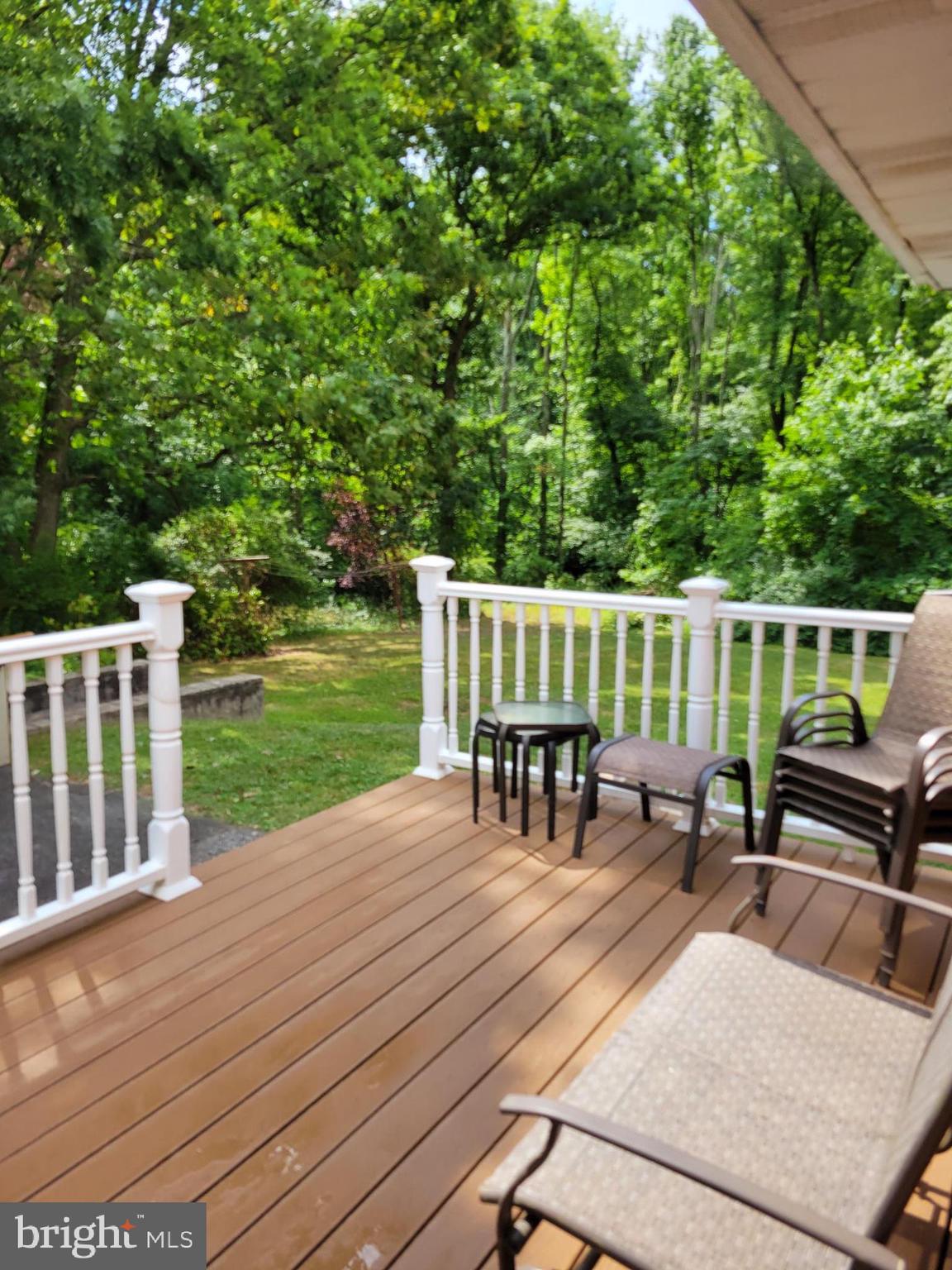 1017 Hanson Road Joppa, MD 21085 - Photo 2 of 14 Side deck