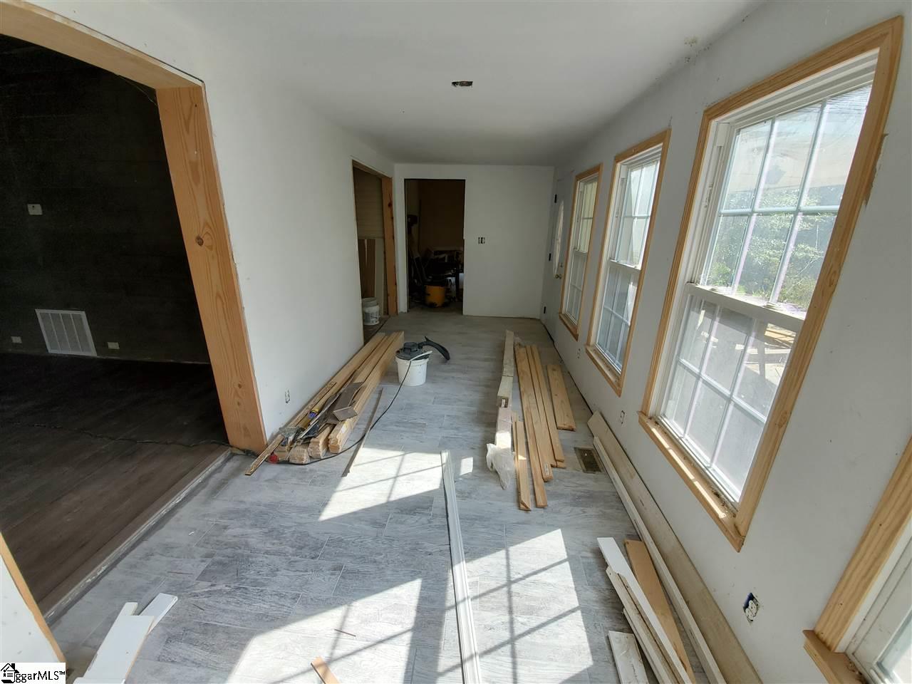 310 Old Georgia Road Pelzer, SC 29669 - Photo 8 of 10
