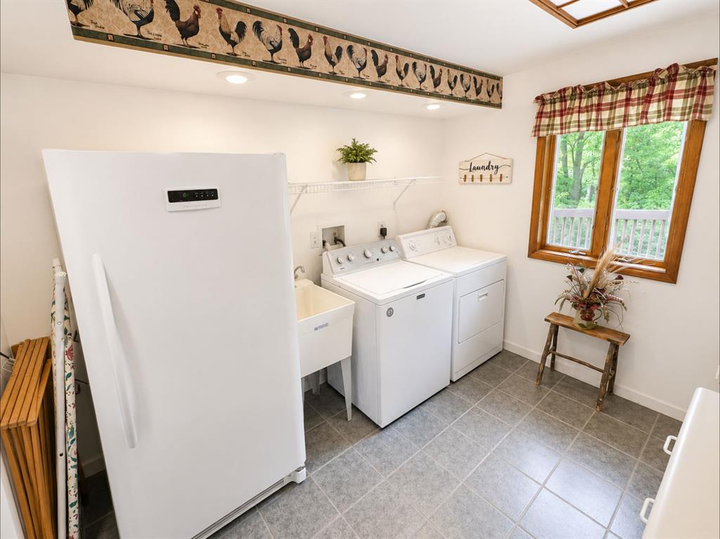 1356 Martin Road Apollo, PA 15613 - Photo 23 of 42 Gallery Image 23