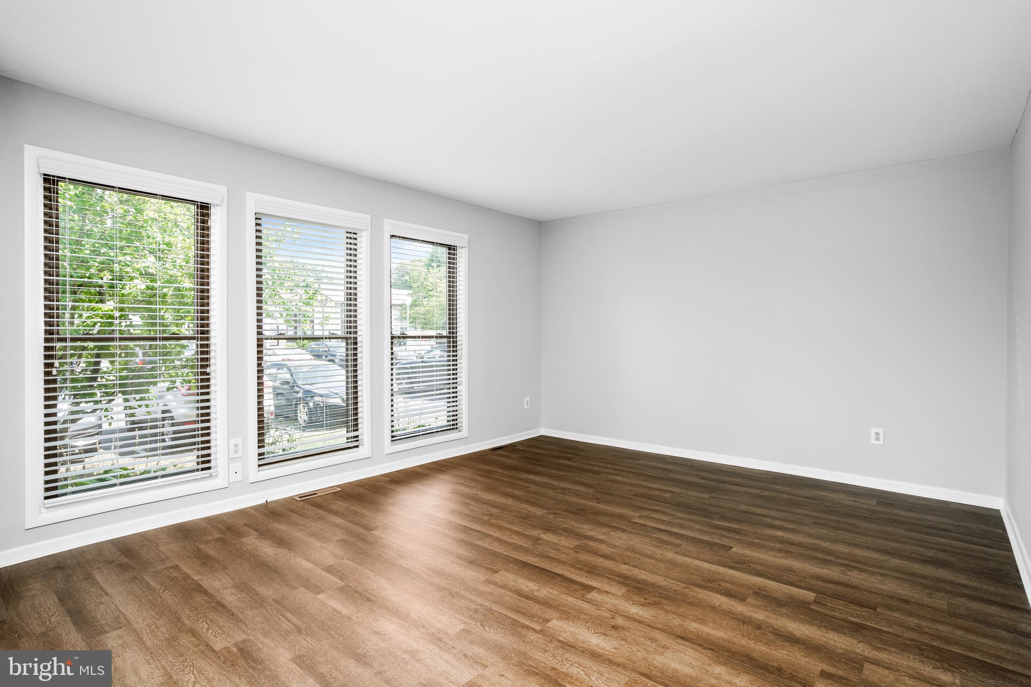 145 Probasco Road Hightstown, NJ 08520 - Photo 5 of 29