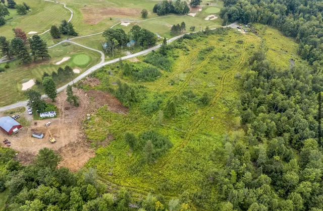 $197,400 | 29 Map Road, Wilton, ME 04294