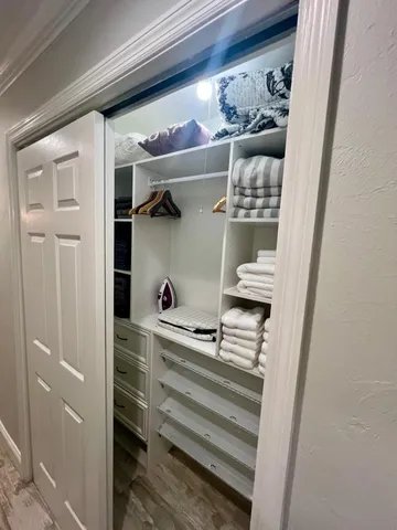 a view of walk in closet