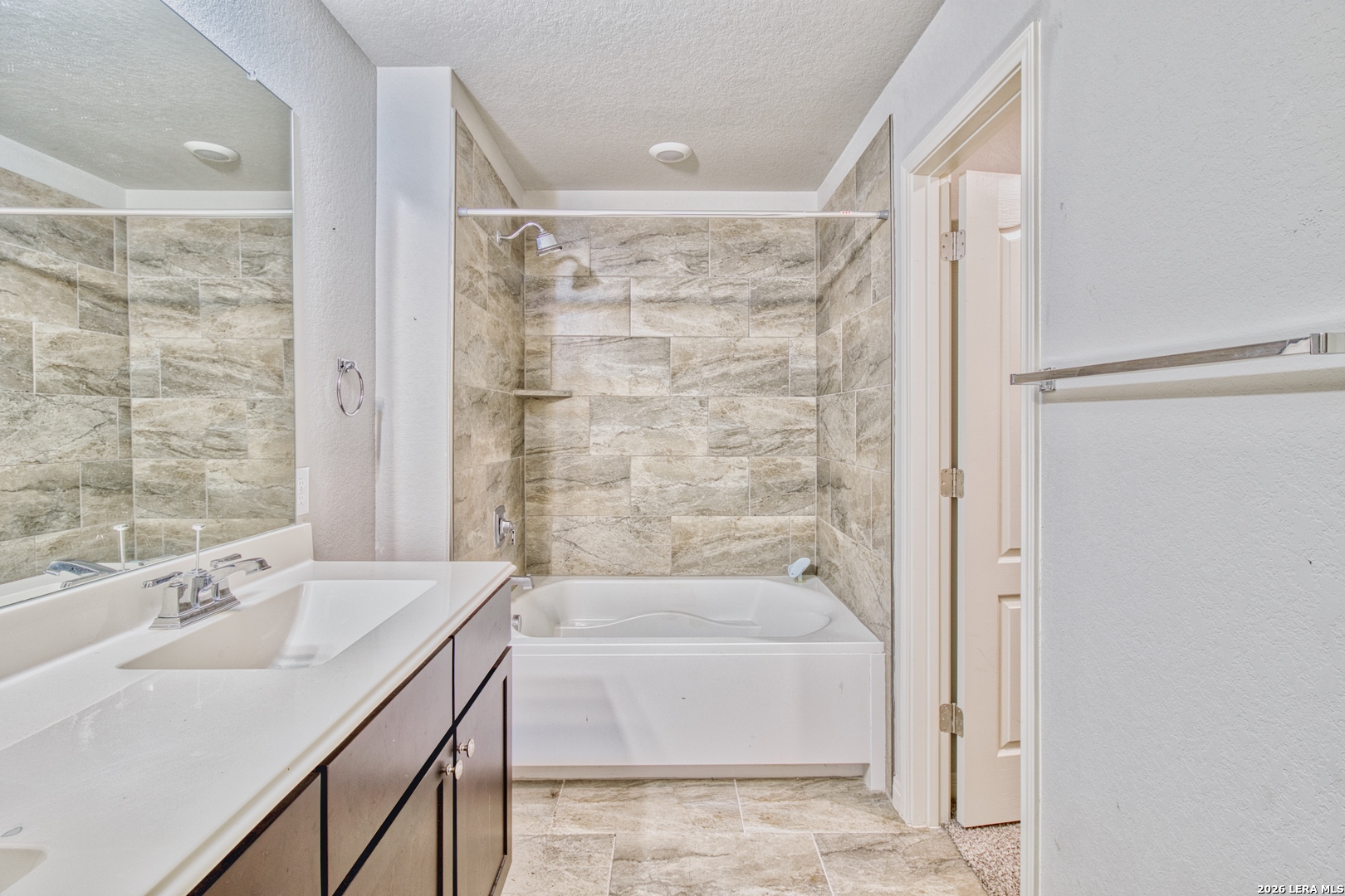 10663 Penelope Way Converse, TX 78109 - Photo 12 of 34