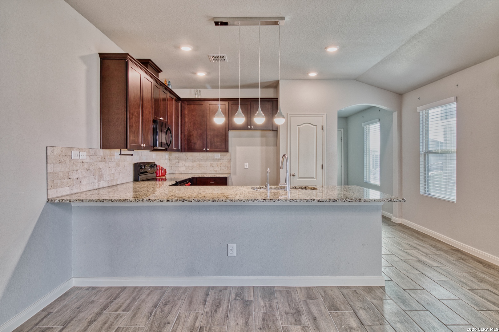 10663 Penelope Way Converse, TX 78109 - Photo 5 of 34