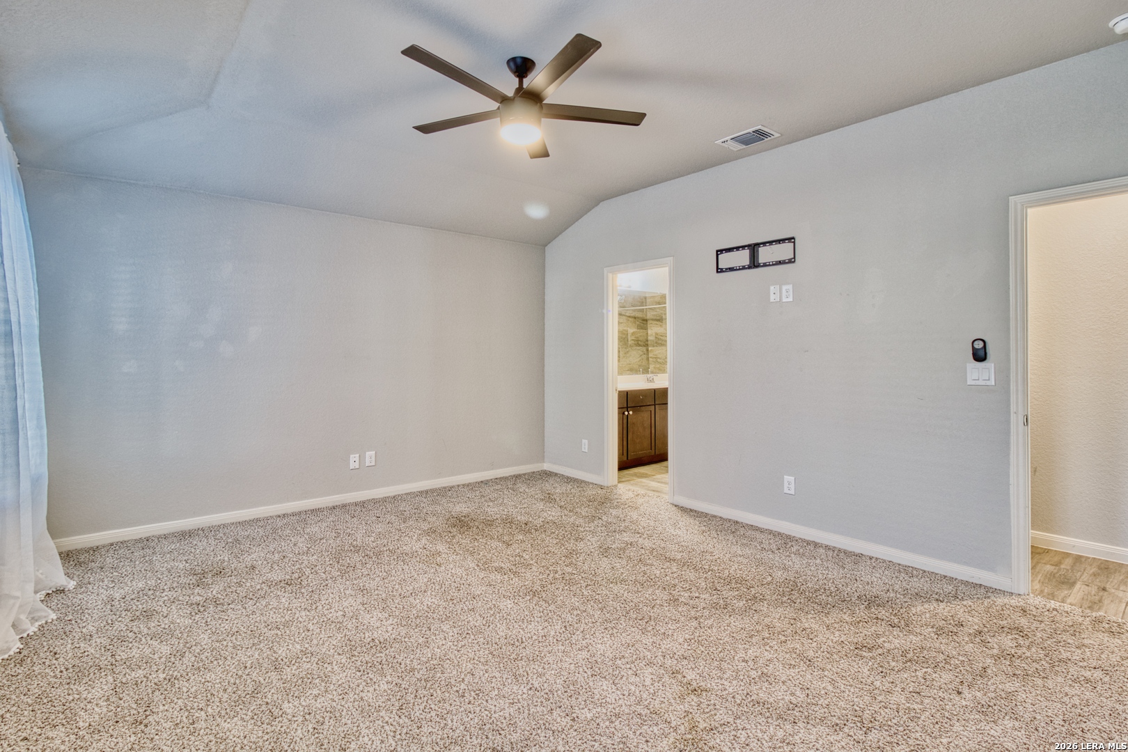 10663 Penelope Way Converse, TX 78109 - Photo 10 of 34