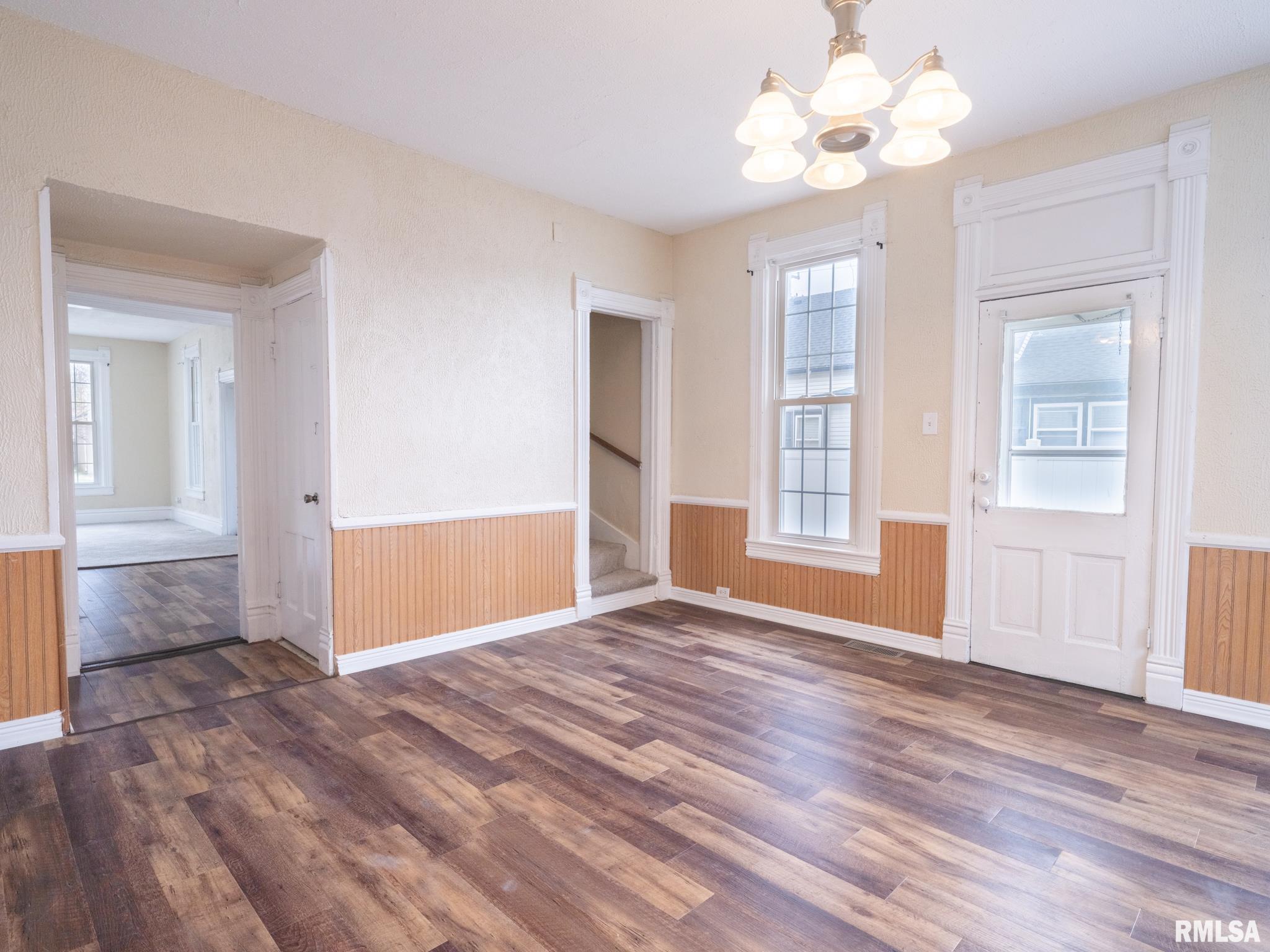 903 Broadway Road Pekin, IL 61554 - Photo 13 of 47 Gallery Image 13