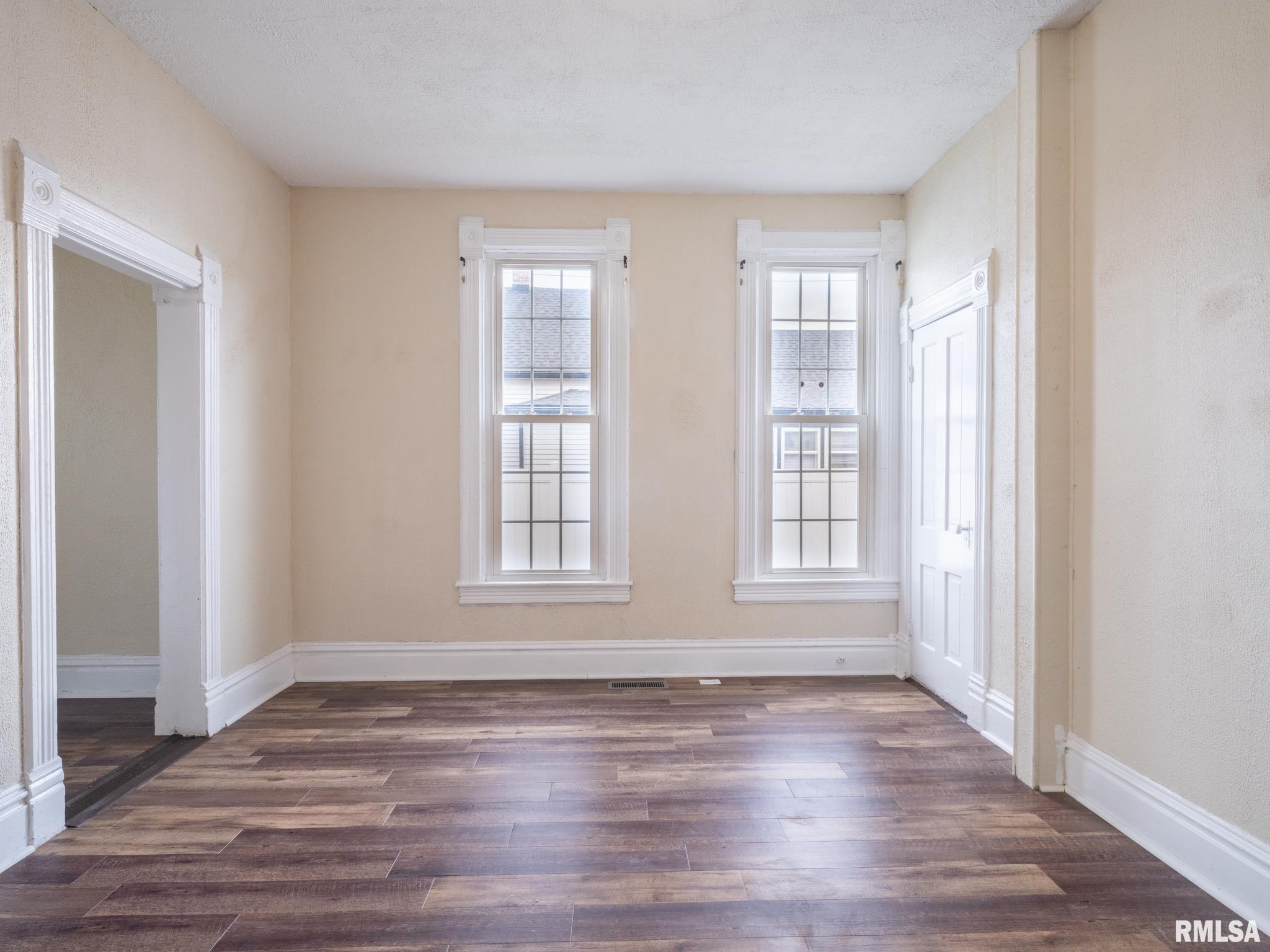 903 Broadway Road Pekin, IL 61554 - Photo 20 of 47 Gallery Image 20