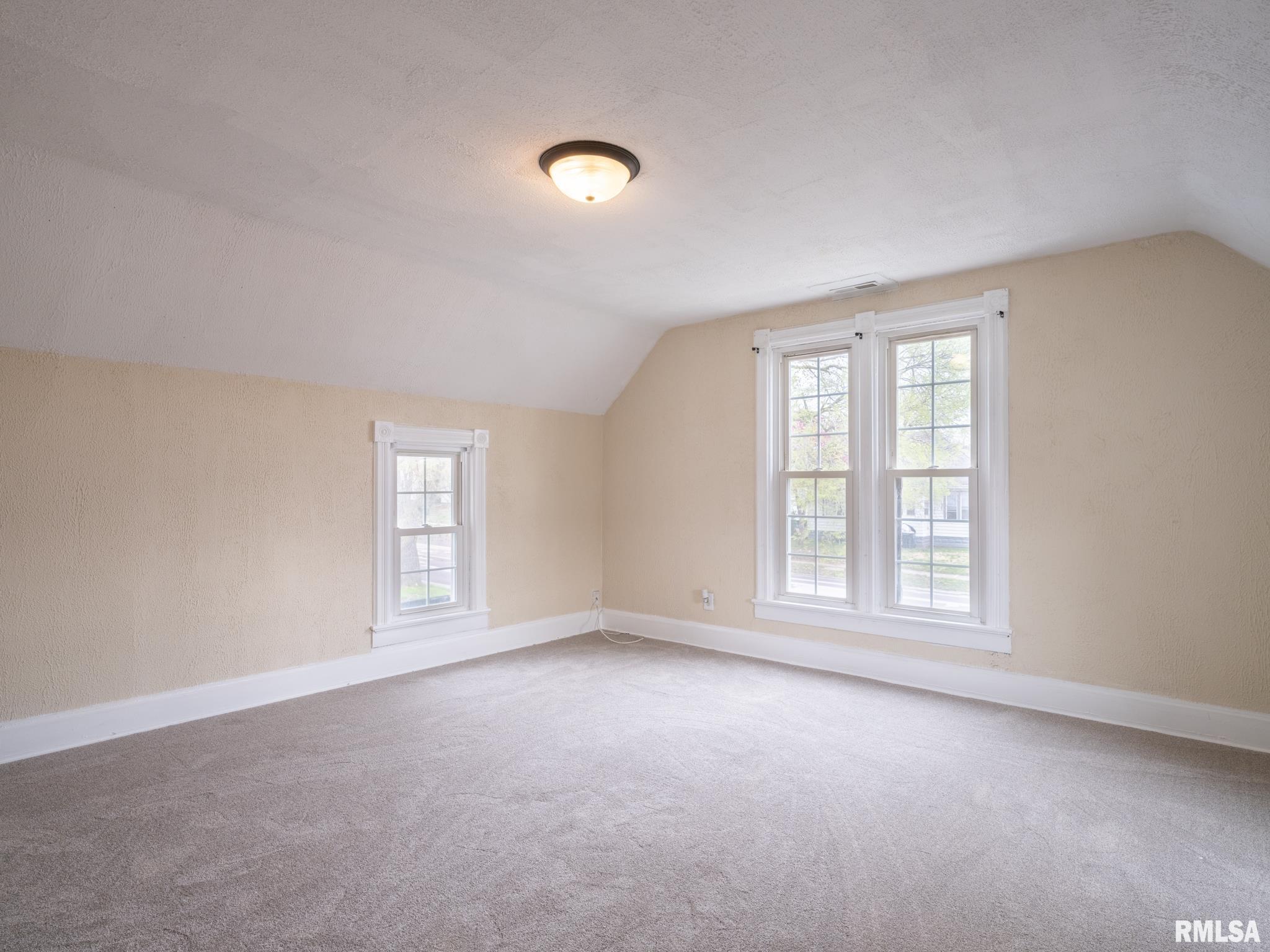 903 Broadway Road Pekin, IL 61554 - Photo 30 of 47 Gallery Image 30