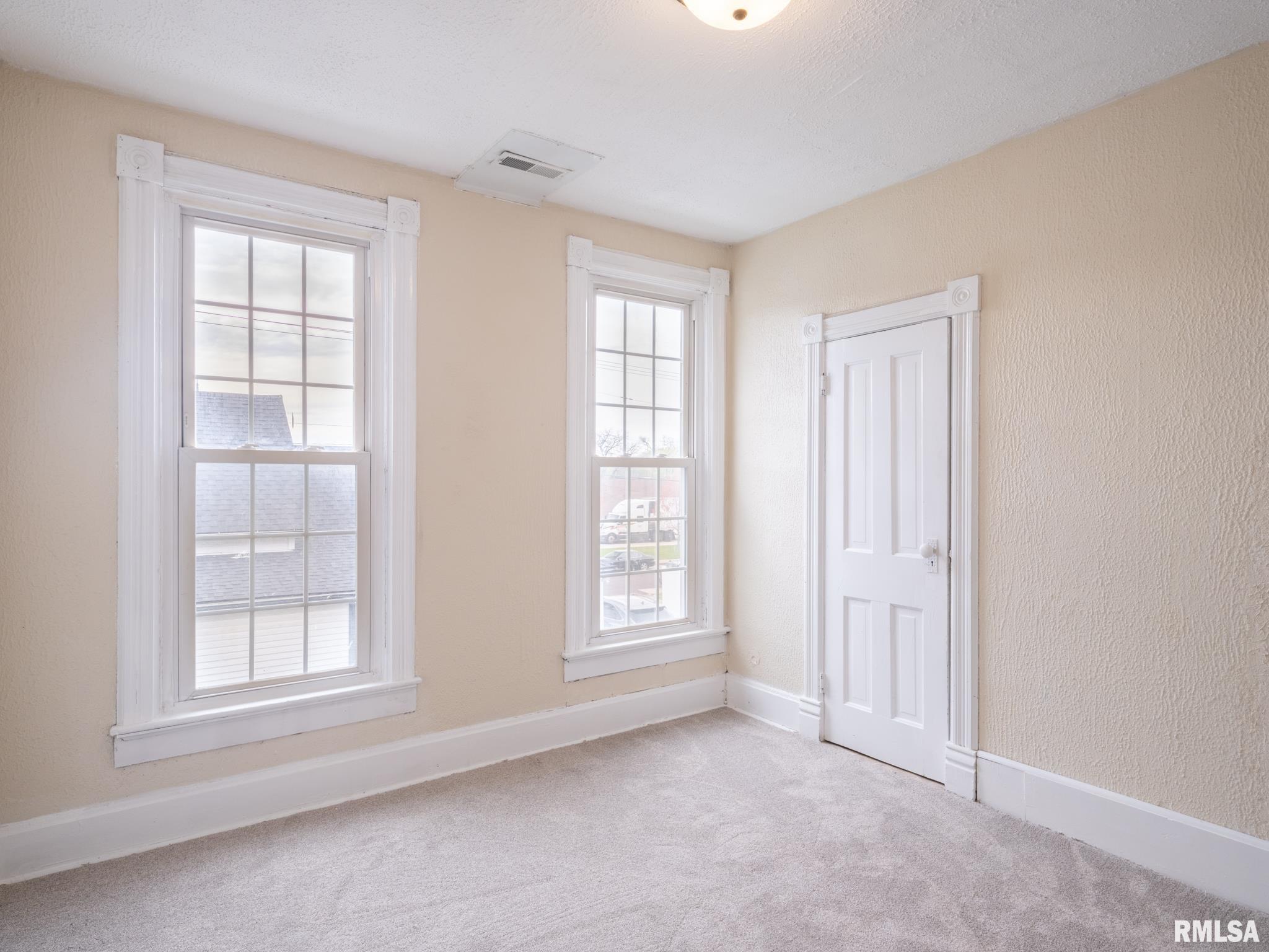 903 Broadway Road Pekin, IL 61554 - Photo 35 of 47 Gallery Image 35