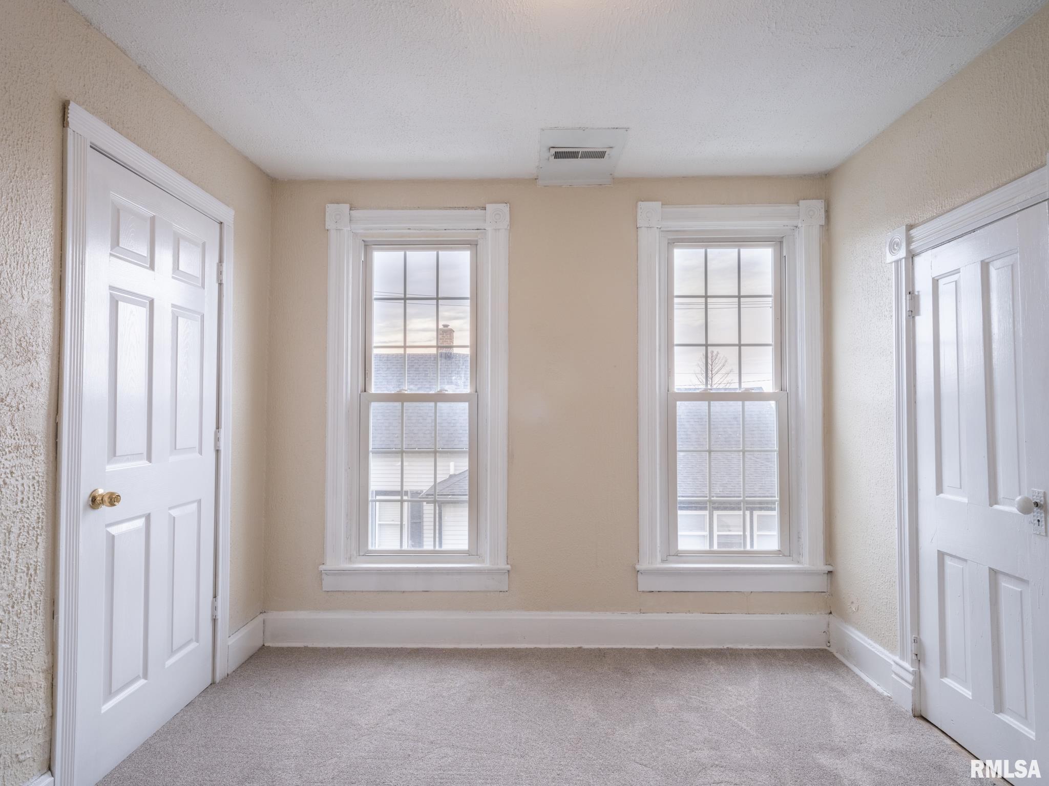 903 Broadway Road Pekin, IL 61554 - Photo 36 of 47 Gallery Image 36