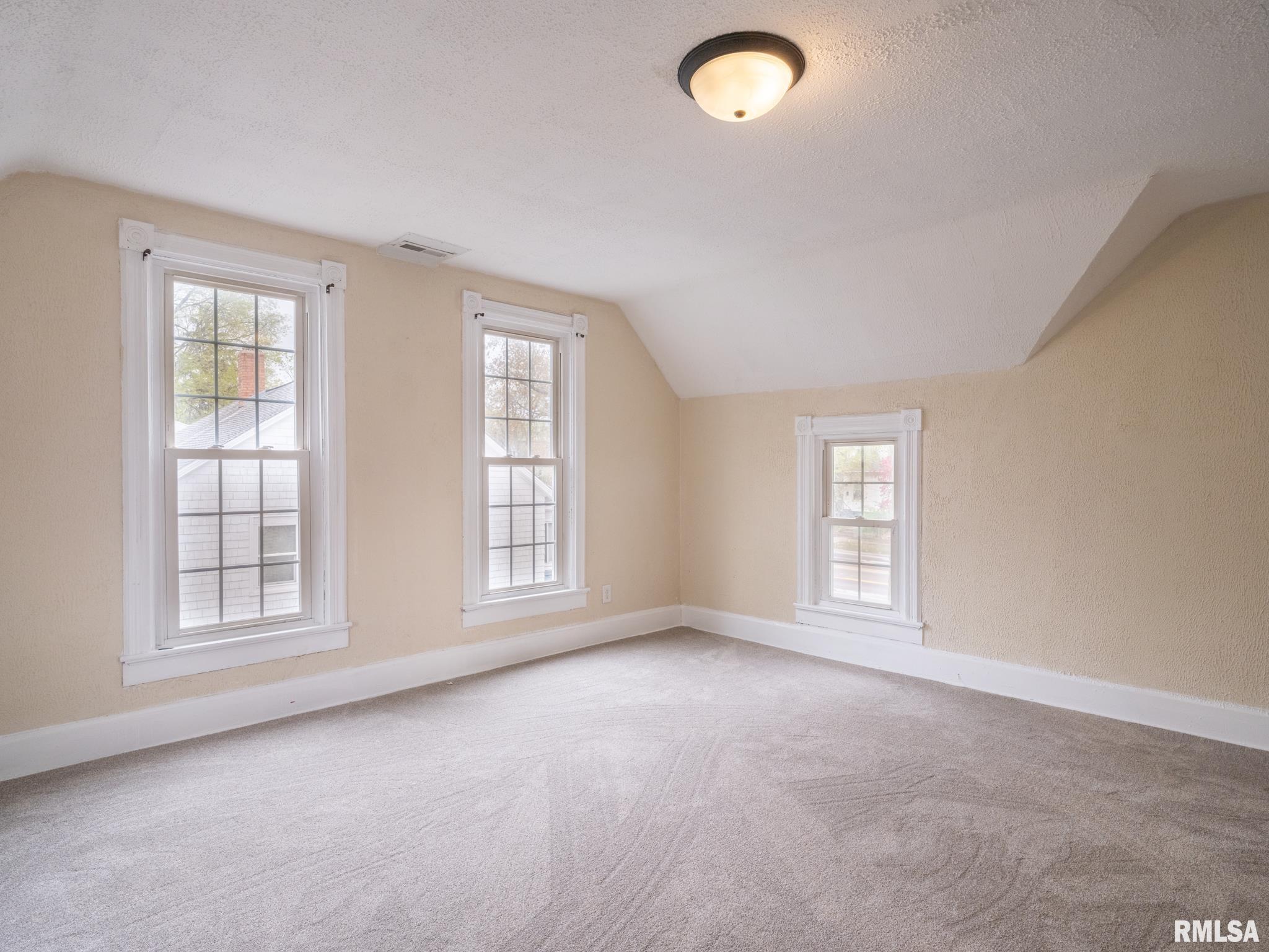 903 Broadway Road Pekin, IL 61554 - Photo 42 of 47 Gallery Image 42