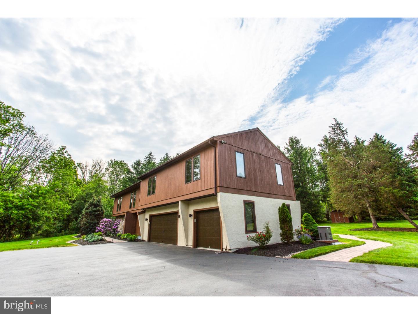 2635 Hedrick Road Harleysville, PA 19438 - Photo 1 of 24 Gallery Image 1