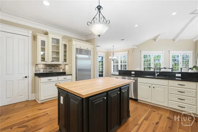 $925,000 | 9 Wood Duck Drive, Savannah, GA 31405