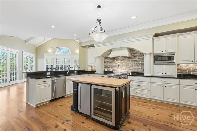 $925,000 | 9 Wood Duck Drive, Savannah, GA 31405