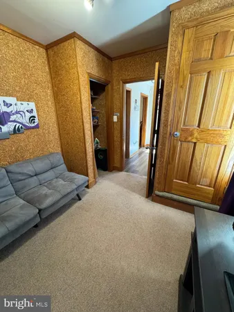 $2,500 | 700 Schiller Avenue, Hamilton, NJ 08610