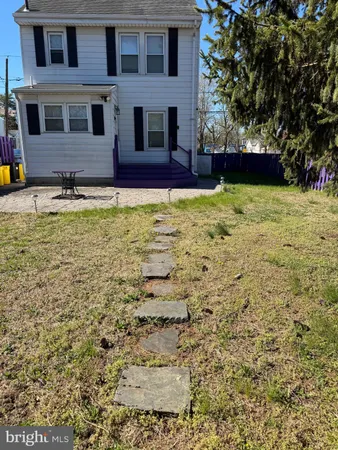 $2,500 | 700 Schiller Avenue, Hamilton, NJ 08610