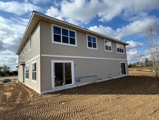 $724,900 | 336 Cattail Court, Genoa City, WI 53128