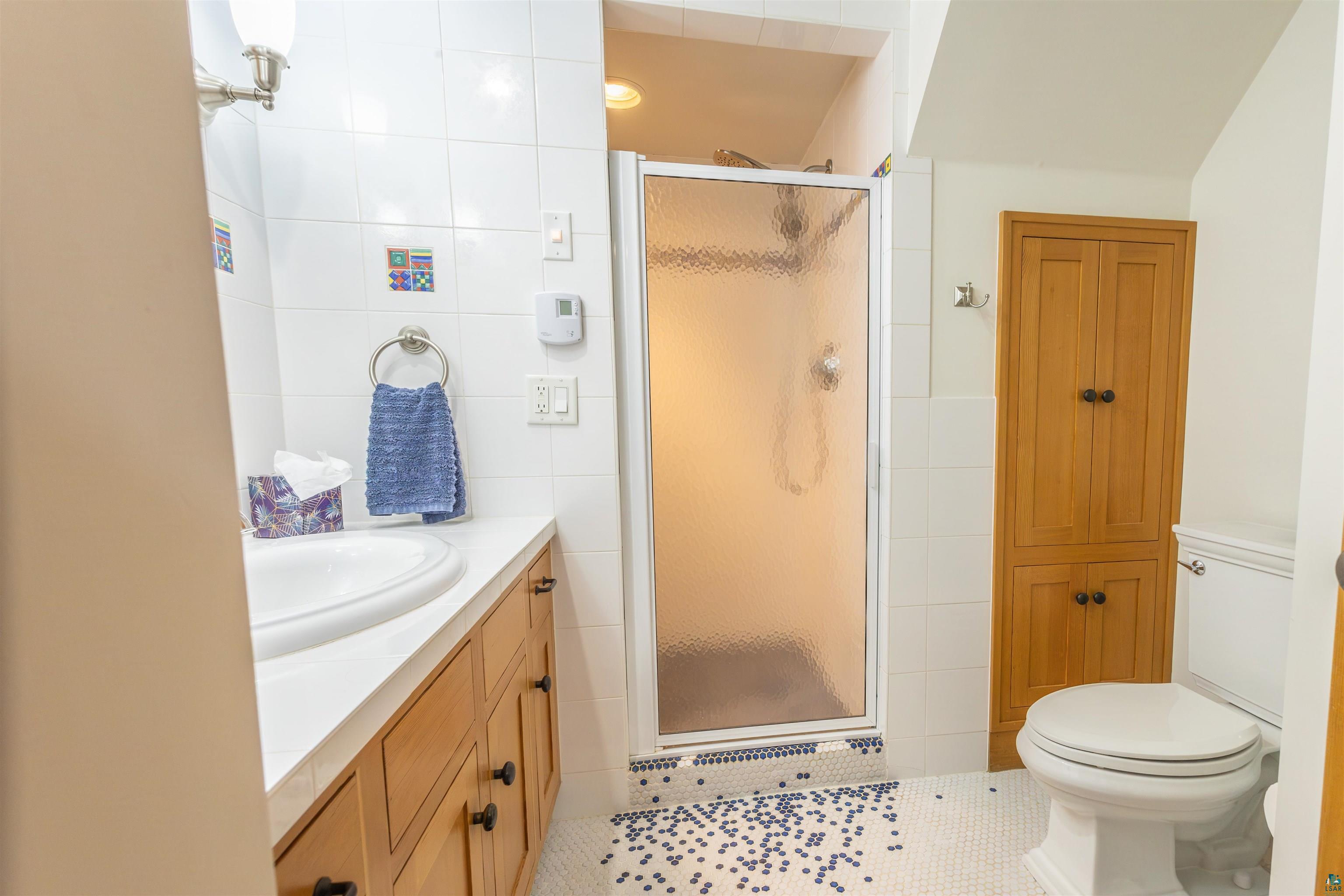 35780 Blue Wing Bay Road Bayfield, WI 54814 - Photo 19 of 33 tile step in shower