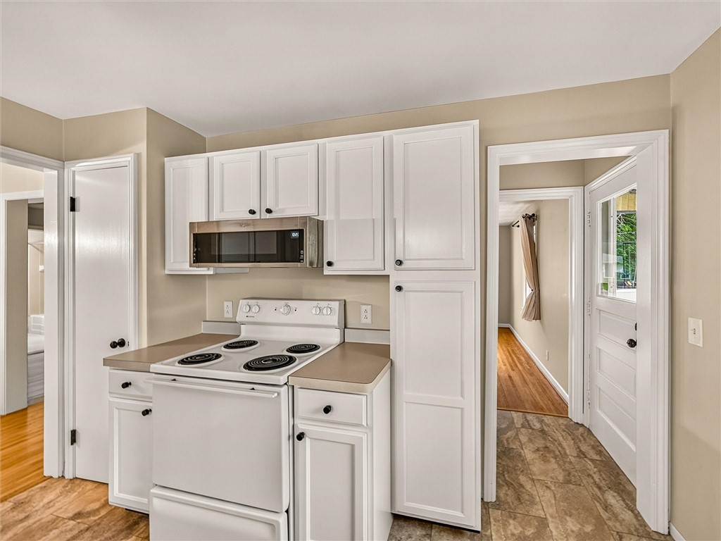 508 Roosevelt Road East Rochester, NY 14445 - Photo 10 of 30 Gallery Image 10
