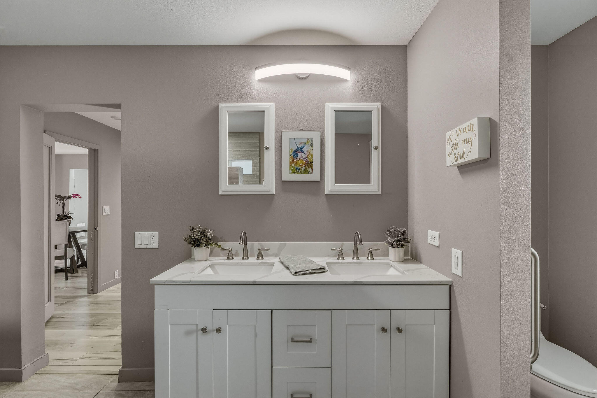 92 Athens Street Rancho Mirage, CA 92270 - Photo 40 of 77 Primary ensuite