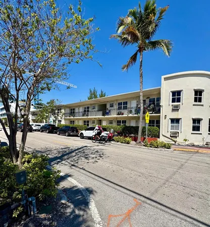 $1,750 | 605 77th Street, Unit 3, Miami Beach, FL 33141