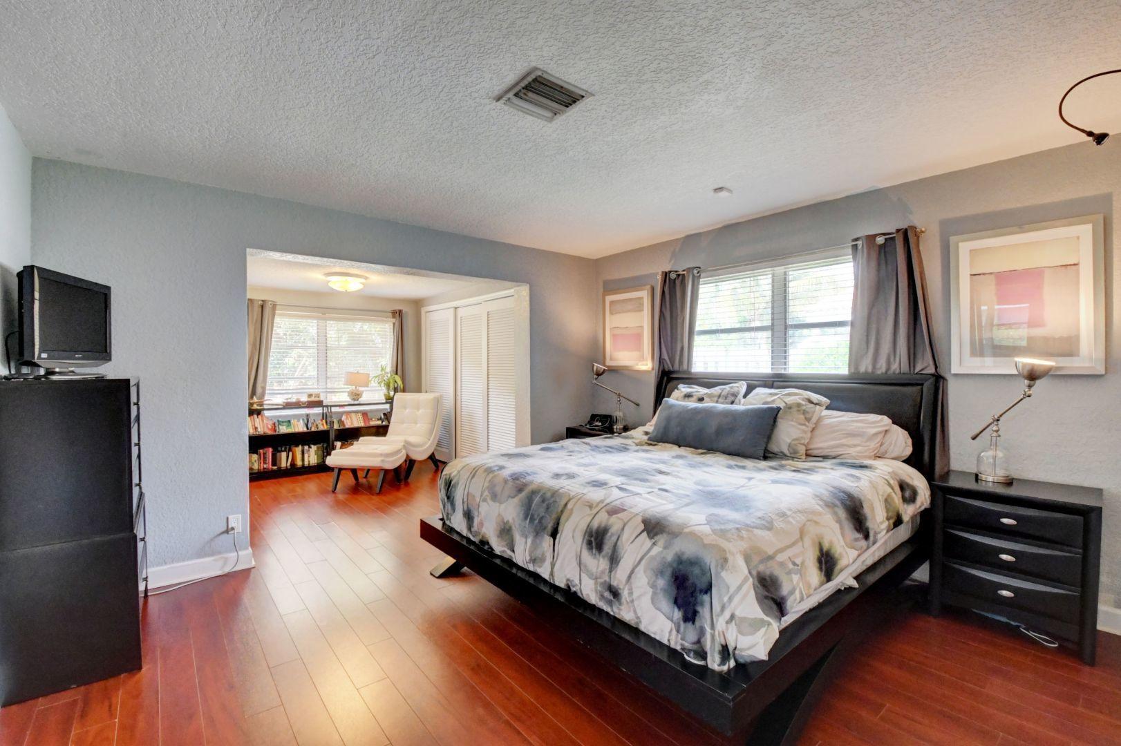 700 Southwest 5th Street Boca Raton, FL 33486 - Photo 20 of 32 Master Bedroom