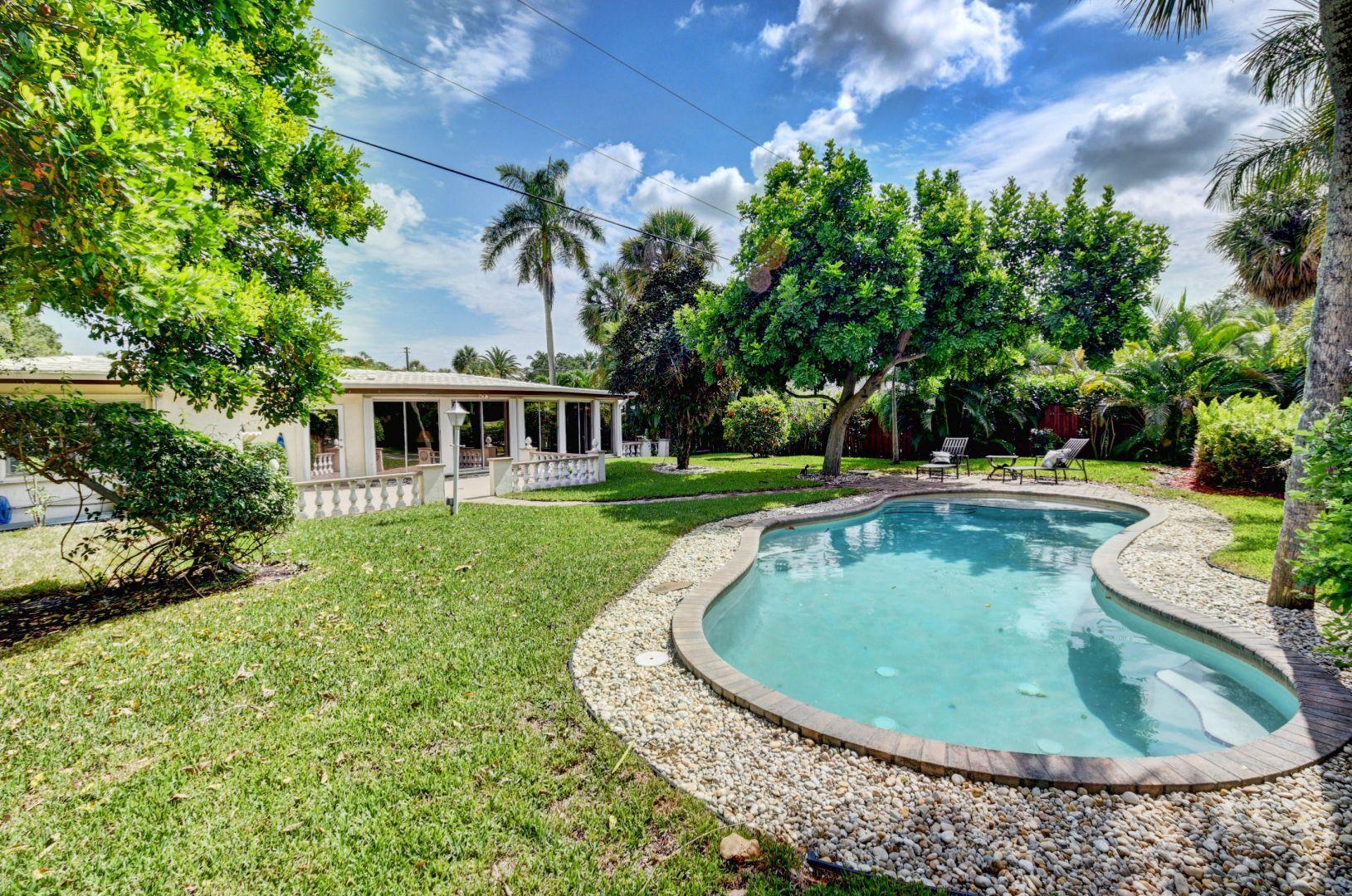 700 Southwest 5th Street Boca Raton, FL 33486 - Photo 29 of 32 Rear Exterior