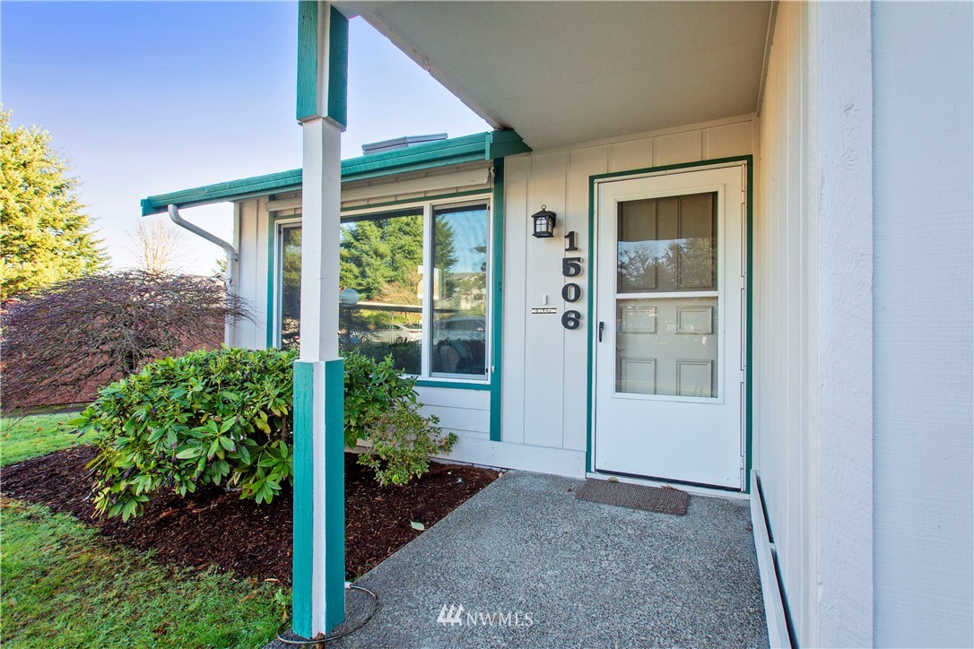 1506 Diamond Road Southeast Lacey, WA 98503 - Photo 2 of 32 Gallery Image 2