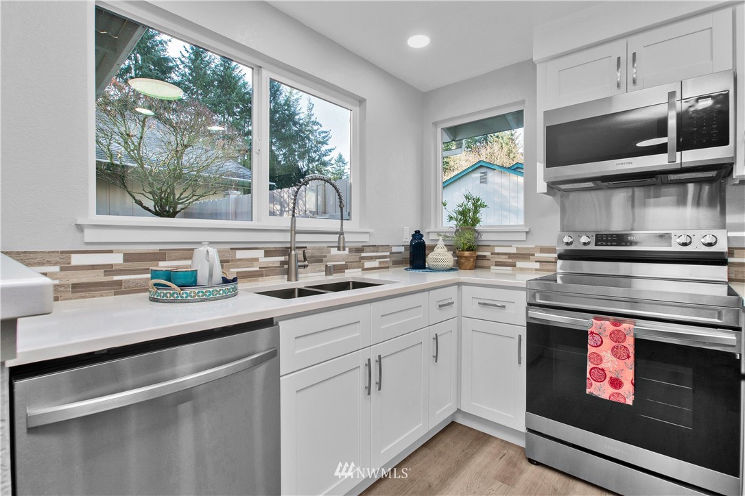 1506 Diamond Road Southeast Lacey, WA 98503 - Photo 12 of 32 Gallery Image 12