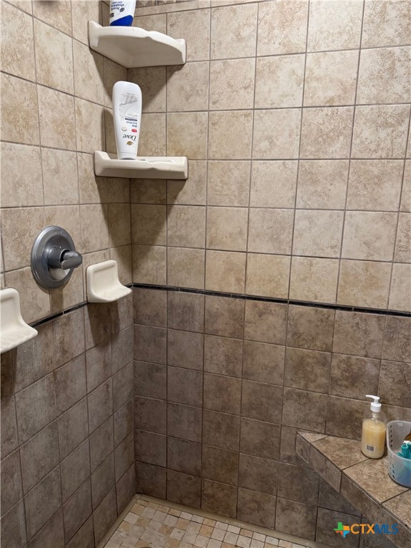 302 South Main Street Schulenburg, TX 78956 - Photo 16 of 39 a bathroom with a sink