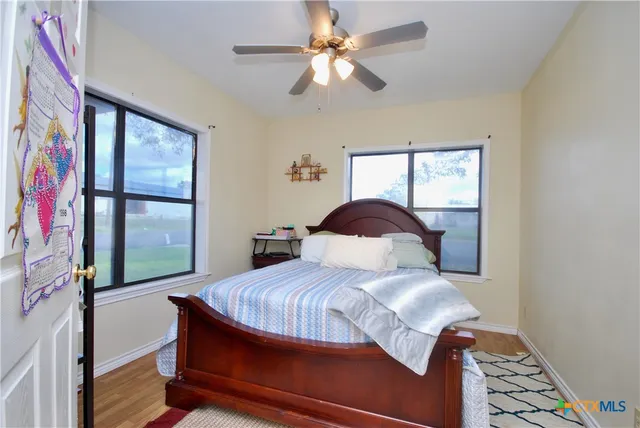 $290,000 | 302 South Main Street, Schulenburg, TX 78956