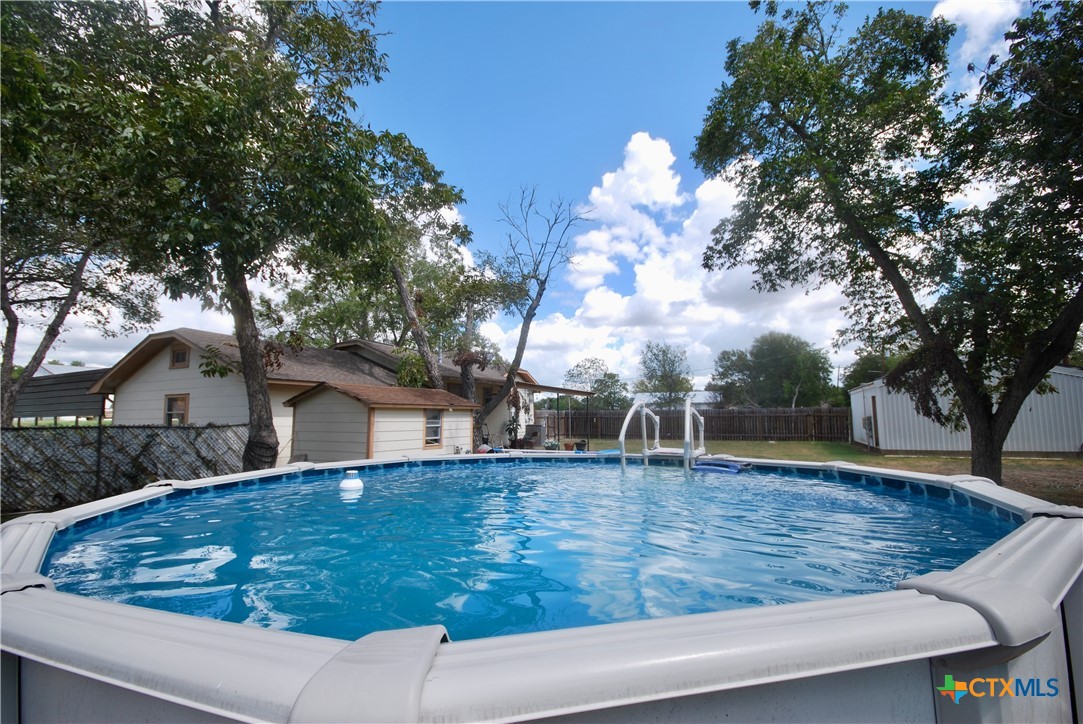 302 South Main Street Schulenburg, TX 78956 - Photo 28 of 39