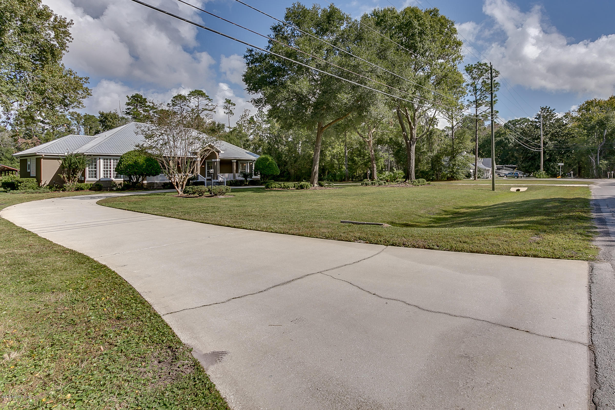4641 Raggedy Point Road Fleming Island, FL 32003 - Photo 49 of 49 Circular Driveway