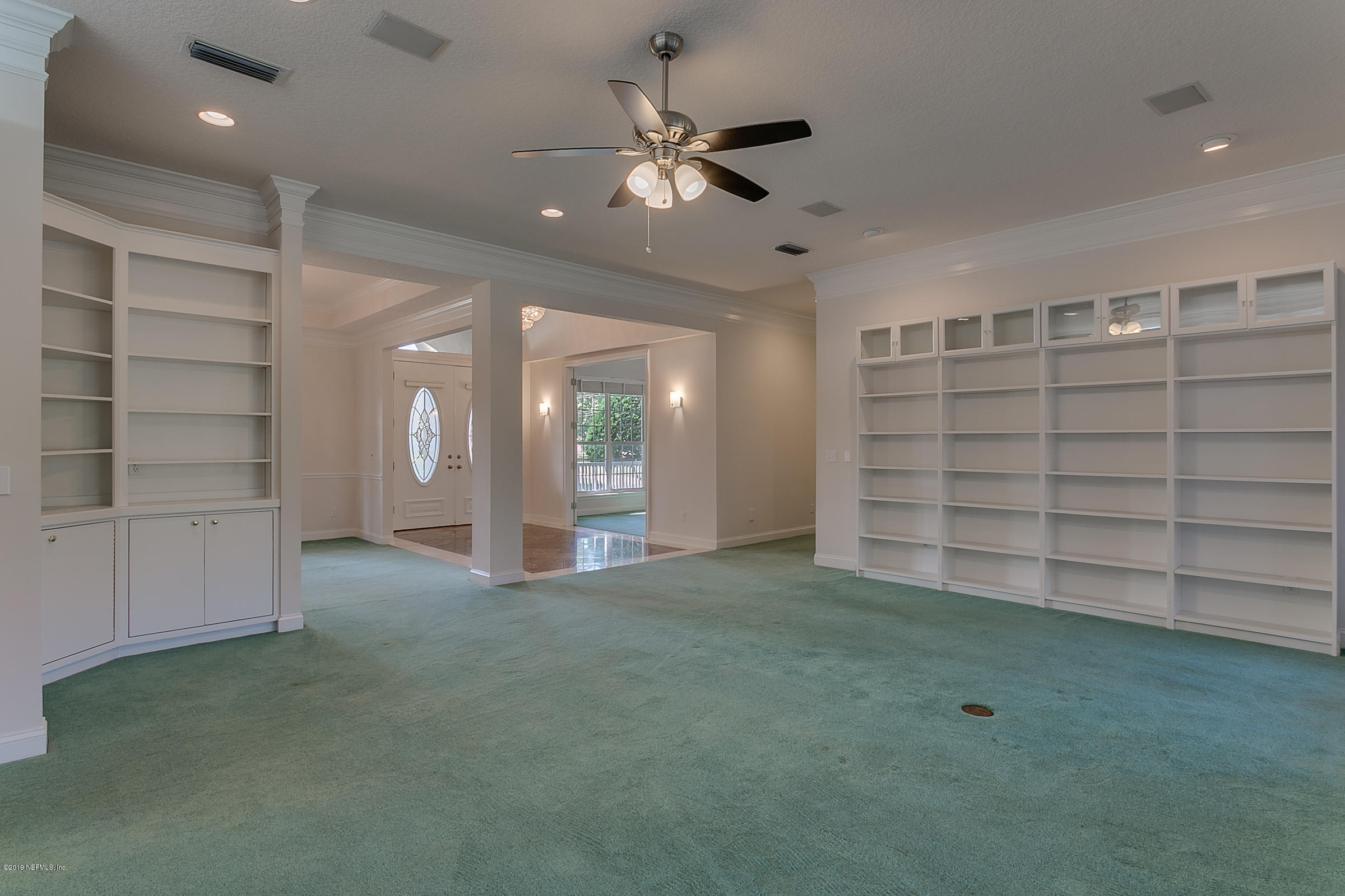 4641 Raggedy Point Road Fleming Island, FL 32003 - Photo 7 of 49 Living room