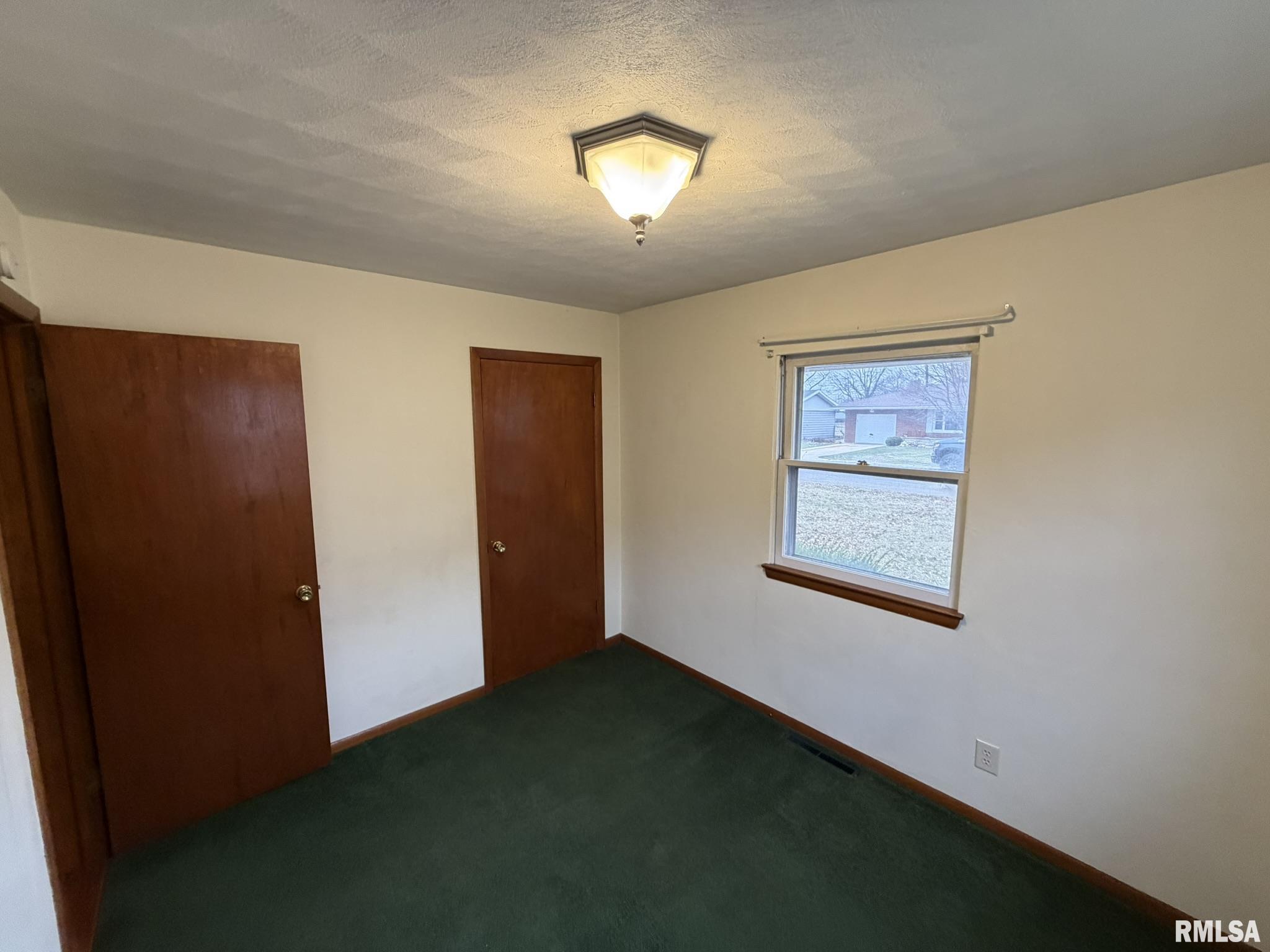 33 North 17th Avenue Canton, IL 61520 - Photo 22 of 30