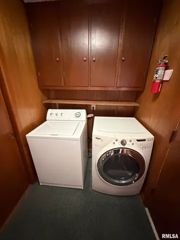 $119,900 | 33 North 17th Avenue, Canton, IL 61520