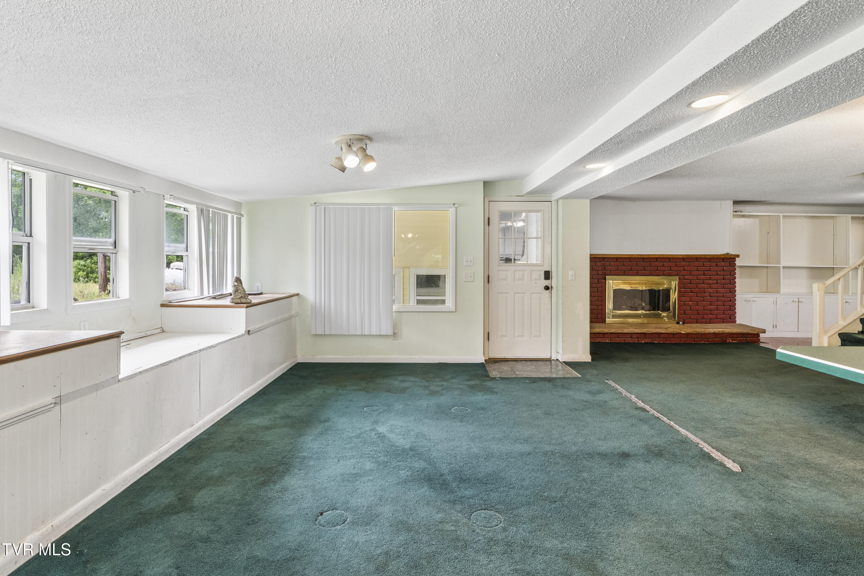1104 Lebanon Road Kingsport, TN 37663 - Photo 12 of 108 12
