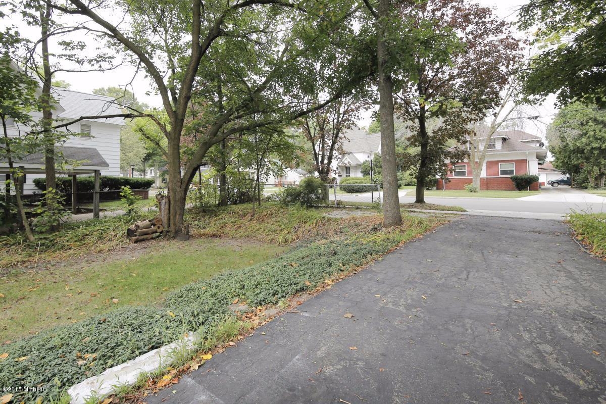 316 West Michigan Avenue Three Rivers, MI 49093 - Photo 14 of 16 15047862_13
