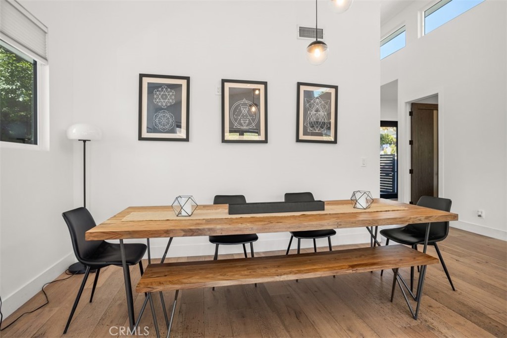 950 El Paso Drive Los Angeles, CA 90042 - Photo 18 of 52 a view of a workspace with furniture