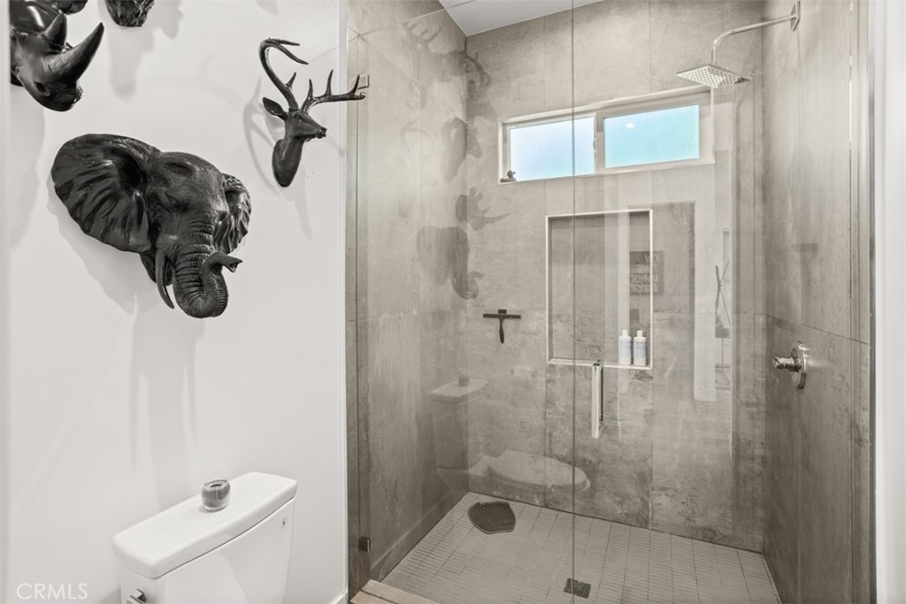950 El Paso Drive Los Angeles, CA 90042 - Photo 24 of 52 a bathroom with a shower