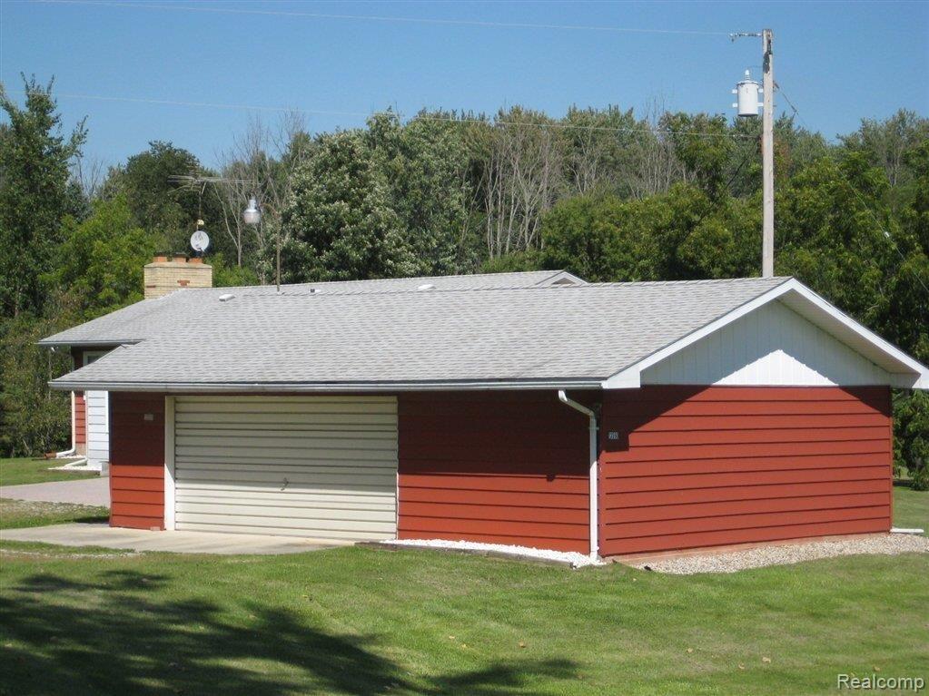 13550BelleRiver 001.jpg