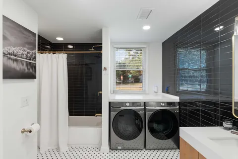 $569,000 | 1893 St Julian Drive, Charleston, SC 29407