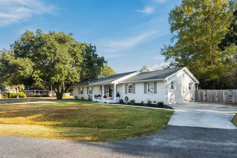 $569,000 | 1893 St Julian Drive, Charleston, SC 29407