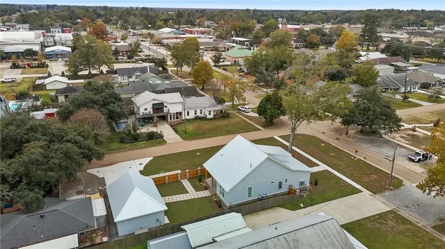 $535,000 | 360 North 6th Street, Ponchatoula, LA 70454