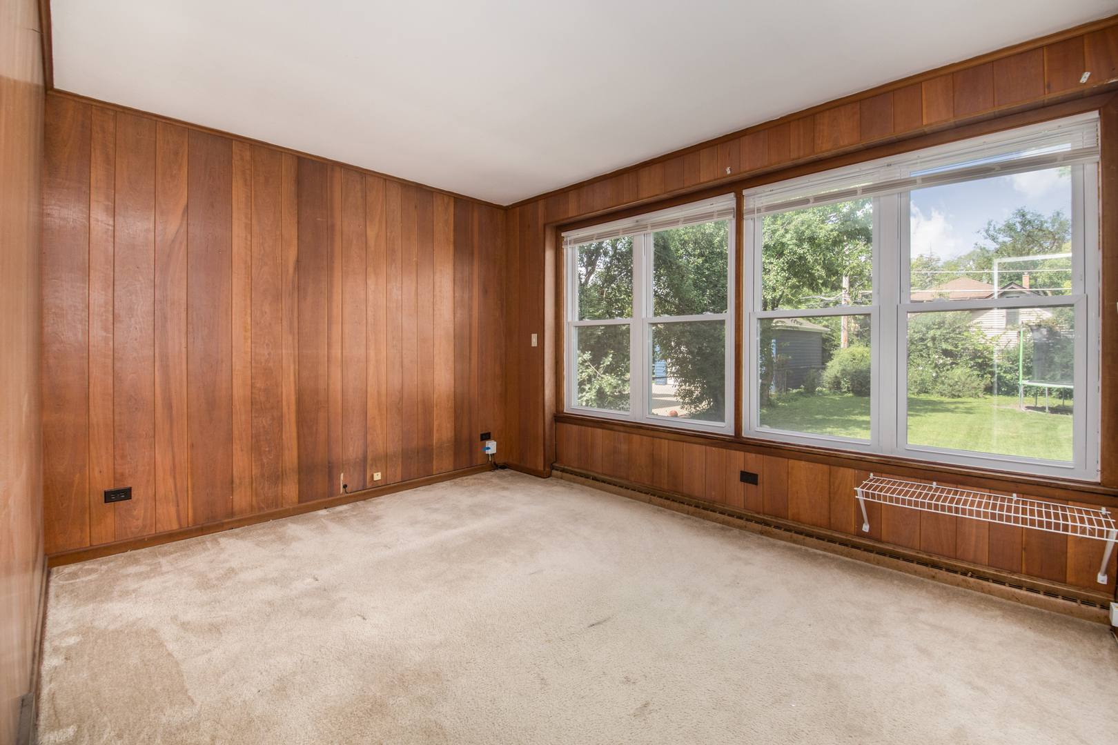 516 Engel Boulevard Park Ridge, IL 60068 - Photo 37 of 51 a view of an empty room with a window