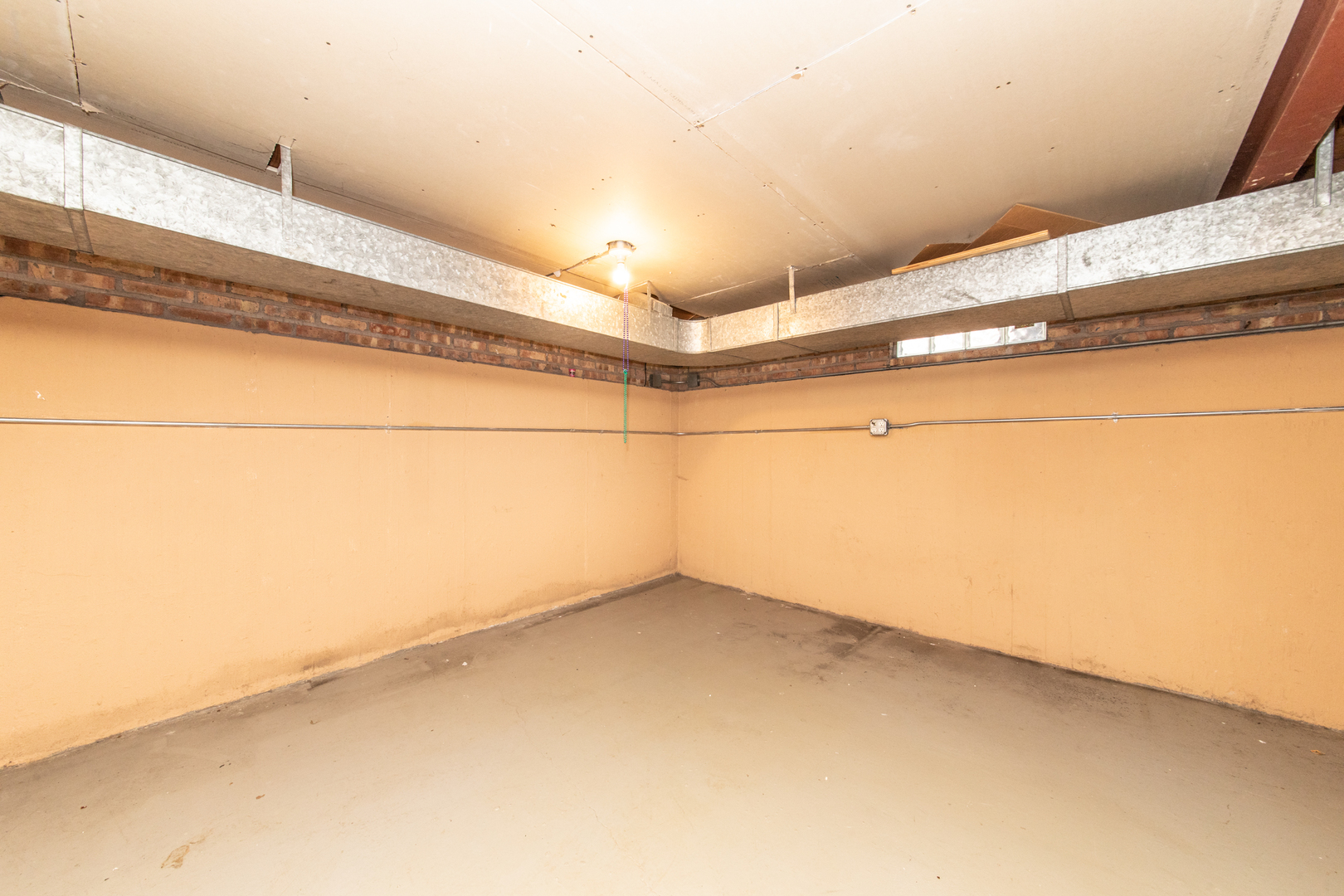 516 Engel Boulevard Park Ridge, IL 60068 - Photo 51 of 51 a view of a room with an empty space