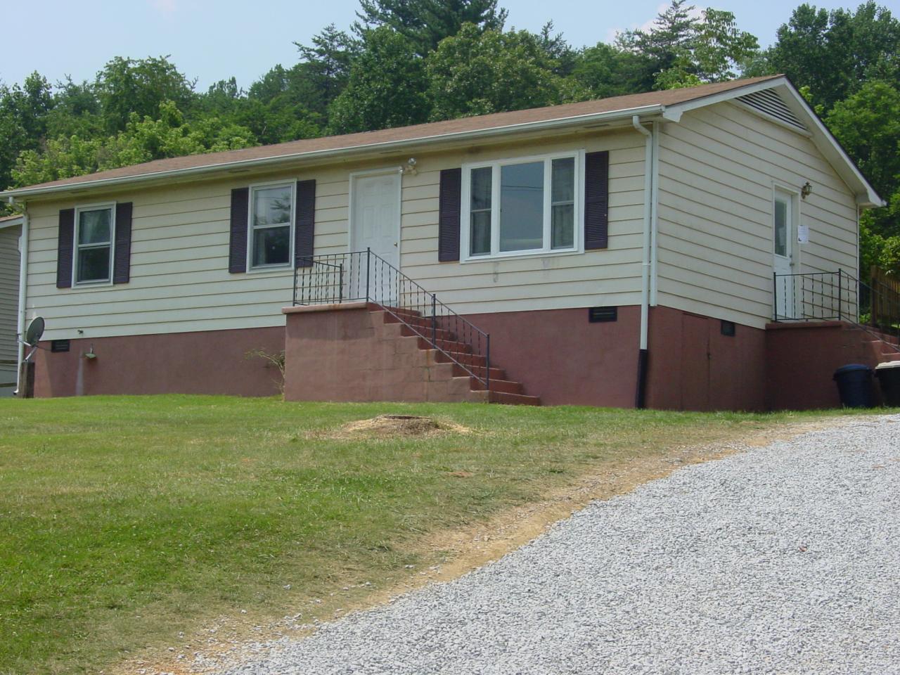 2397 Springwood Road Fincastle, VA 24090 - Photo 14 of 26 Front of house -2