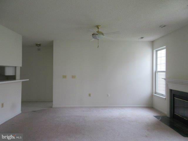 7206 Bogley Road, Unit 103 Baltimore, MD 21244 - Photo 6 of 12 Living Room